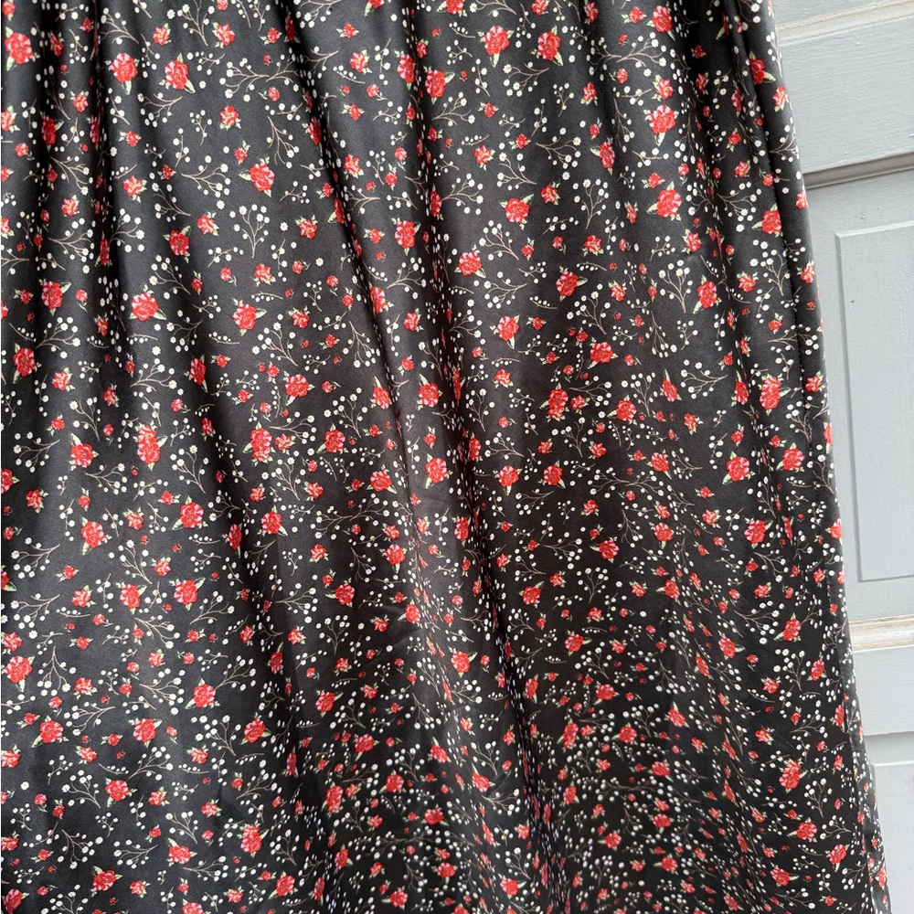 Knit Riot‎ black and red floral Maxi A-Line Skirt with waistband size L - Picture 2 of 8